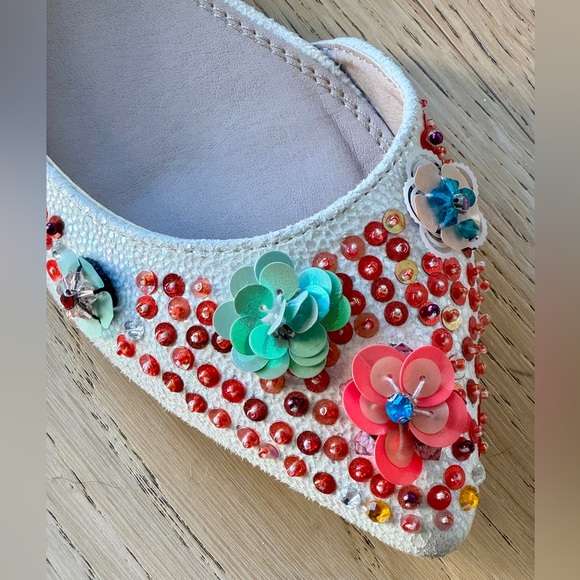 ASOS White embellished flat shoes - Size 9 - Picture 2 of 7